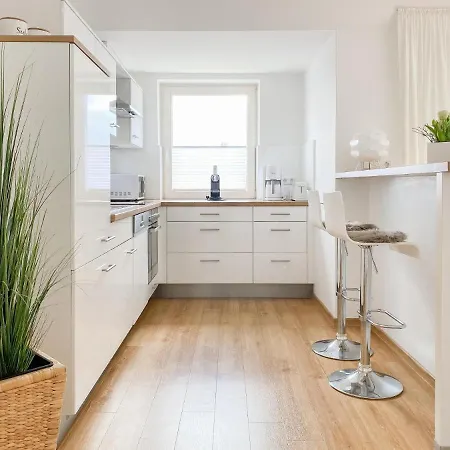 Lägenhet Ferienwohnung Kastanienallee *