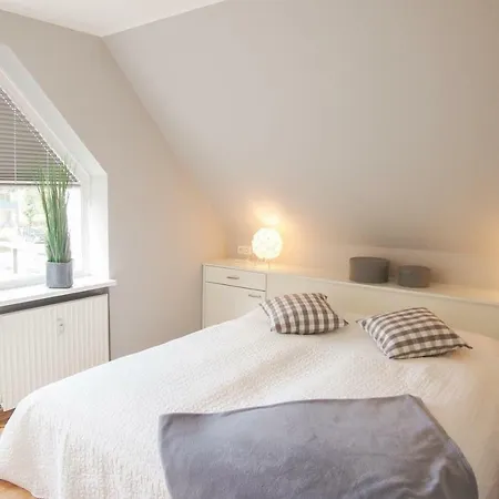 Ferienwohnung Kastanienallee Lägenhet Timmendorfer Strand